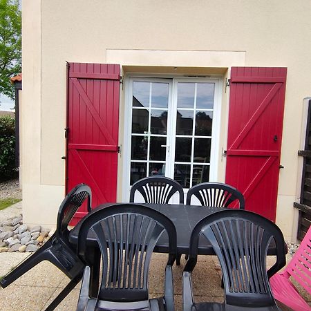 Entre Terre Et Mer Camiers Exterior photo